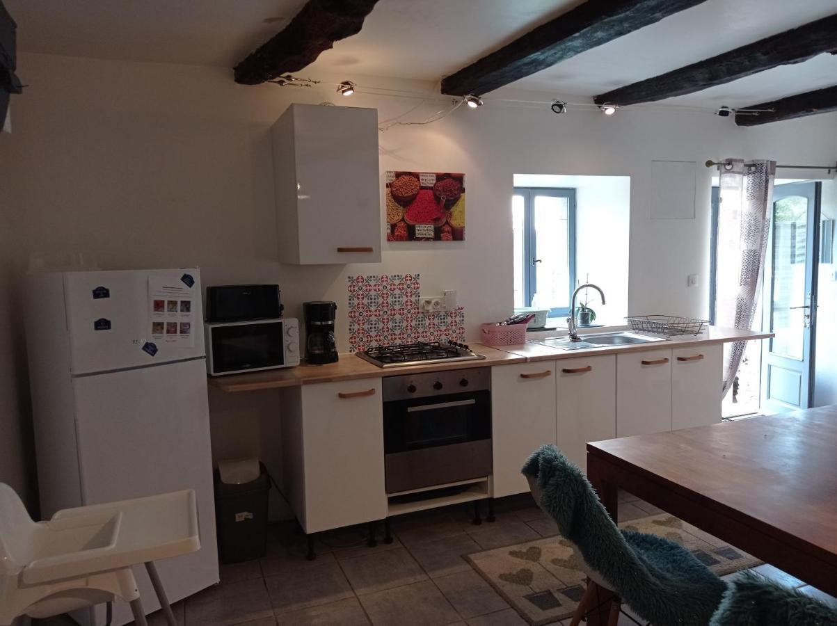 Maison Atypique Et Charmante Appartement Pleugueneuc
