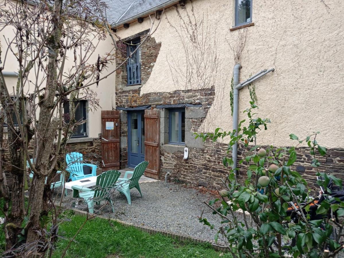 Appartement Maison Atypique Et Charmante Pleugueneuc